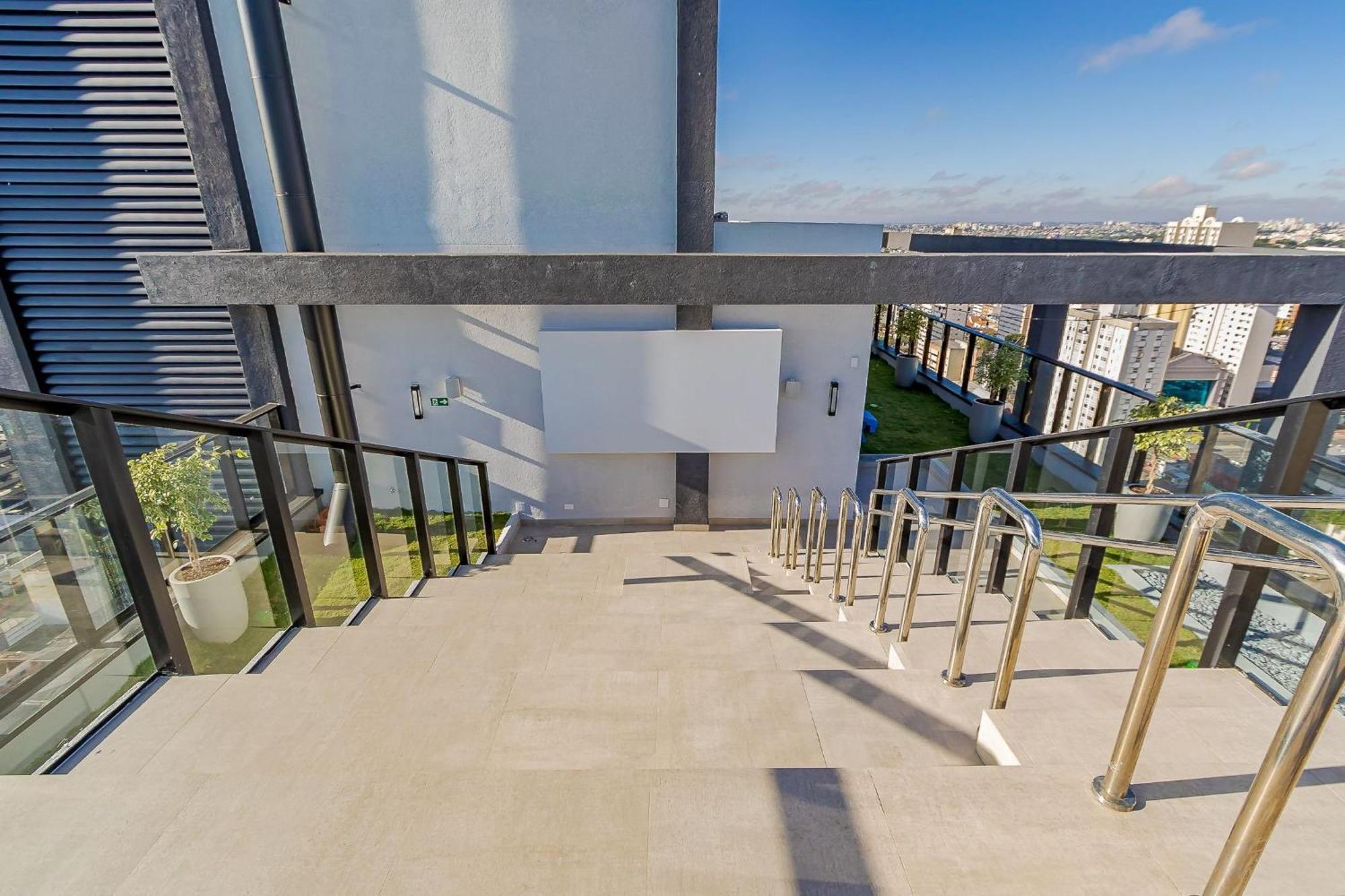 Apto Com Piscina Aquecida E Rooftop *