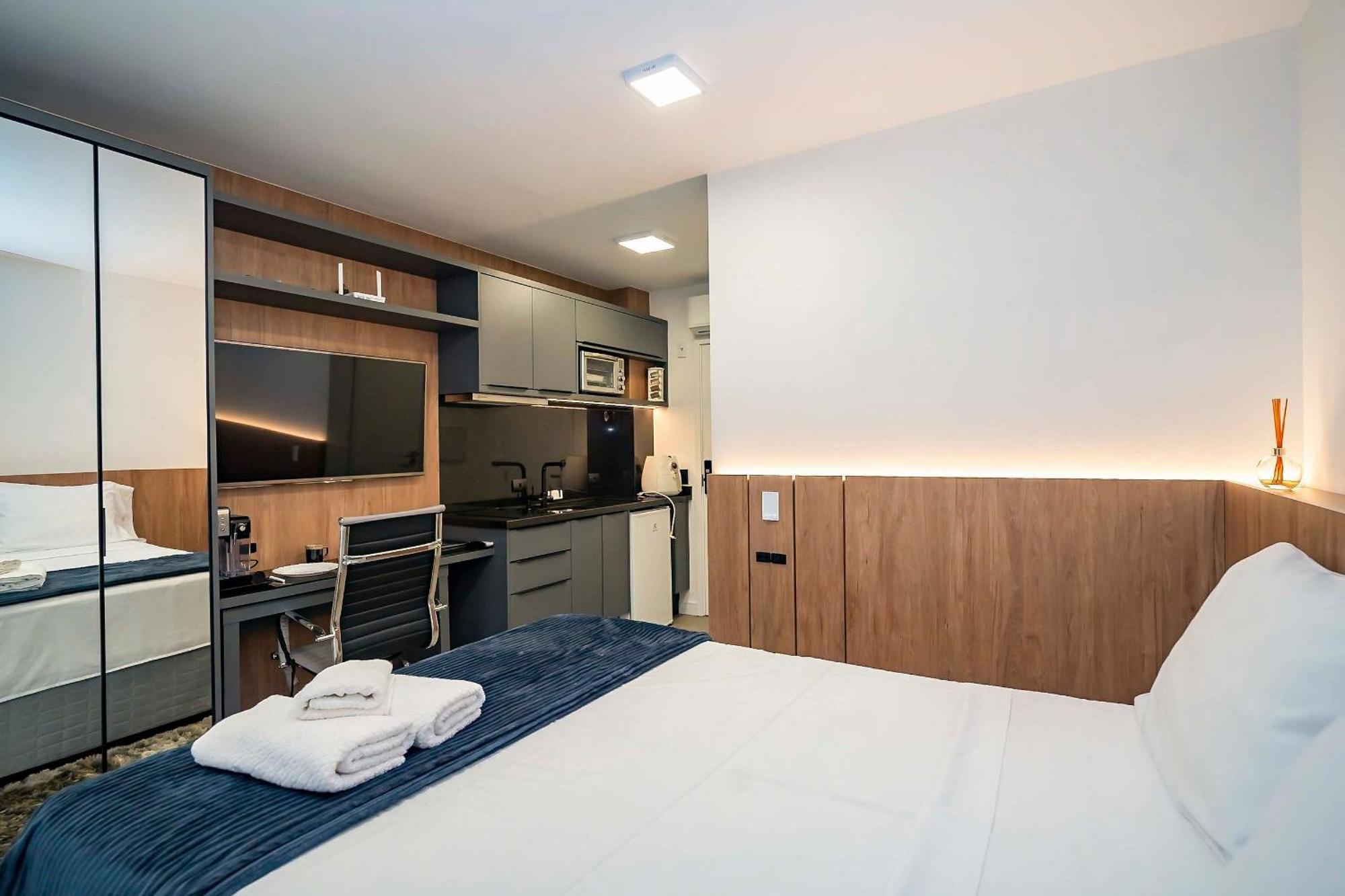 Apartamento Apto Com Piscina Aquecida E Rooftop Curitiba